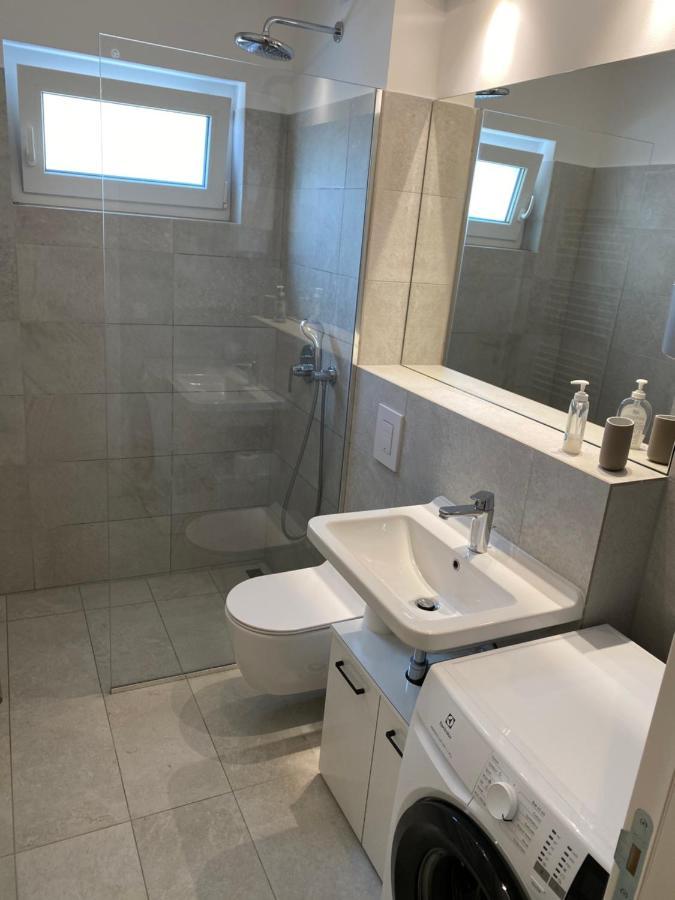 Apart-M Krvavica Exteriör bild